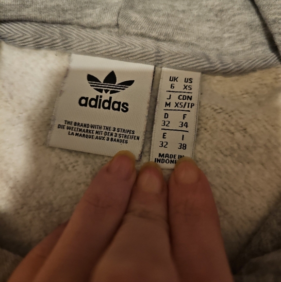 Adidas trefoil sweatshirt and sweatpants outfit - Picture 7 of 8